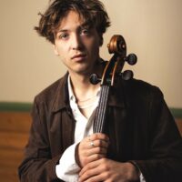 Der Cellist Isaac Lottman